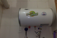 热水器漏水的原因及解决方法