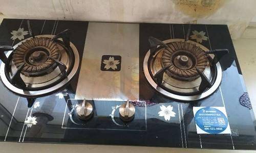 燃气灶时常熄火是怎么回事