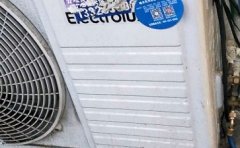 美的空调5匹显示e5是什么原因
